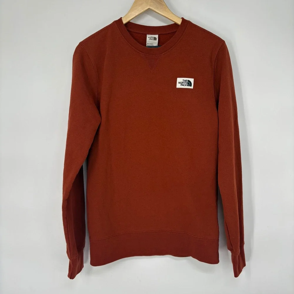 The North Face Mens Heritage Patch Crewneck Sweatshirt S Rust Orange Pullover